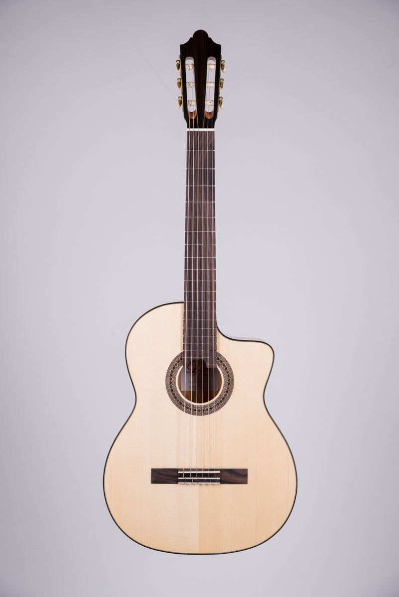 Duke Classic-Gitarre FLAMENCO CUT TRIO VT